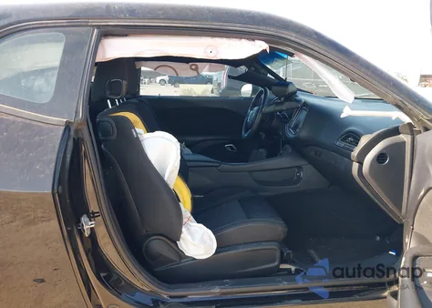 2016 Dodge Challenger R/T из США, поврежденный, VIN 2C3CDZBT0GH178059